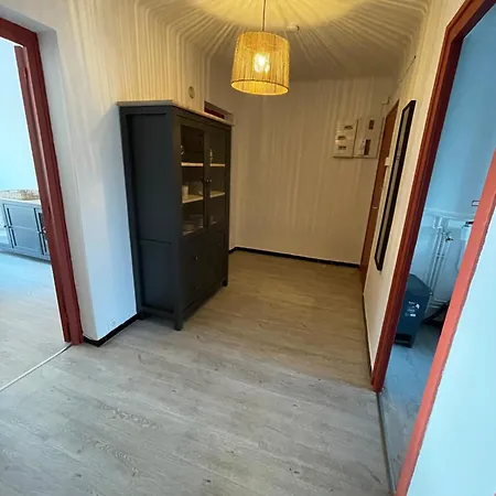 2 Chambres, *